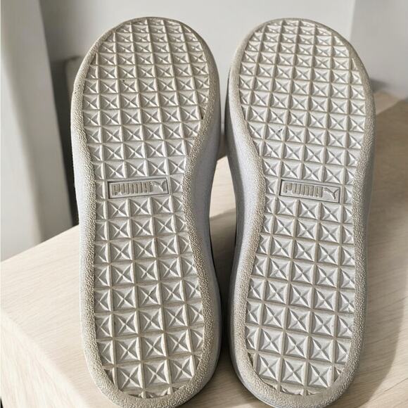 Puma Vicky Soft Foam Suede Sneakers Black Size  8 - Picture 6 of 10